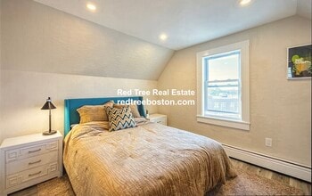 482 Broadway in Somerville, MA - Foto de edificio - Building Photo