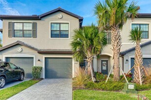 15167 Lyla Ter in Bradenton, FL - Building Photo