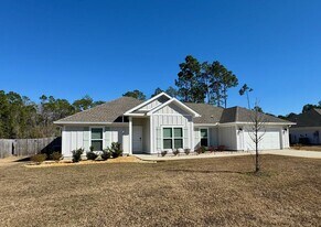 456 Jones Homestead Rd in Port St. Joe, FL - Building Photo