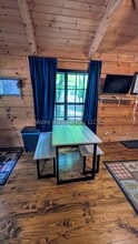 31 Cabin Row in Hendersonville, NC - Building Photo - Building Photo