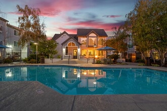 The Reserve at Capital Center in Rancho Cordova, CA - Foto de edificio - Building Photo