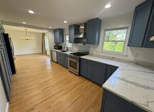 8735 Rudderow Ave in Pennsauken, NJ - Building Photo - Building Photo