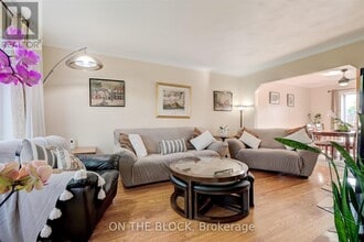 534 Midland Ave in Toronto, ON - Building Photo - Building Photo