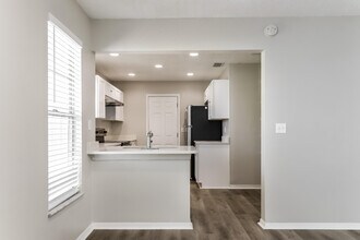 2574 SW Monterrey Ln in Port St. Lucie, FL - Building Photo - Building Photo