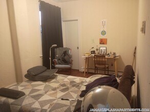 31 Gay Head St, Unit 3 in Boston, MA - Foto de edificio - Building Photo