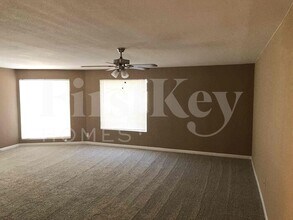 6025 W Evans Dr in Glendale, AZ - Building Photo - Building Photo