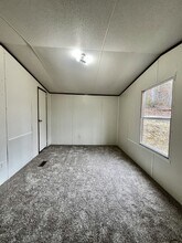 3845 Wickham Rd in Palmyra, TN - Building Photo - Building Photo