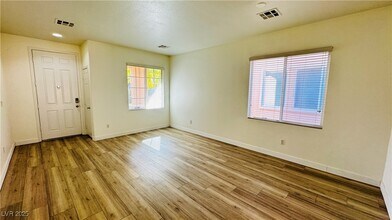 4028 Blueberry Peak Ln in North Las Vegas, NV - Building Photo - Building Photo