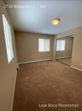 2710 Rosalyn Ct in New Hope, MN - Foto de edificio - Building Photo