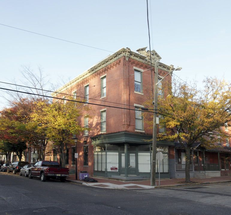 Berkley Hall in Camden, NJ - Foto de edificio