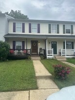 252 Douglas St in Elkton, MD - Building Photo