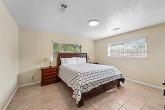 4130 Regency Dr in Houston, TX - Building Photo - Building Photo