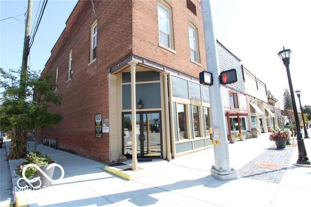property at 101 S Main St