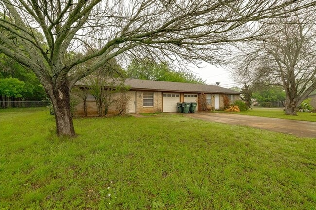 806 Judy Dr in Georgetown, TX - Building Photo - Building Photo