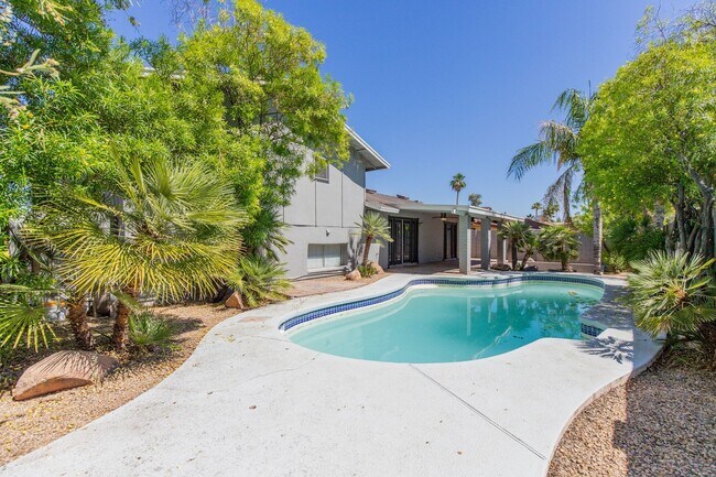 5120 S Dorsey Ln in Tempe, AZ - Building Photo - Building Photo