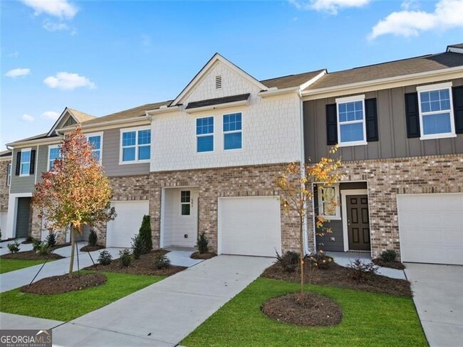 541 Magnolia Cir in Palmetto, GA - Building Photo - Building Photo