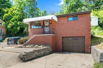 232 Brookline Blvd in Pittsburgh, PA - Building Photo - Building Photo