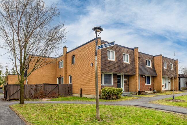 30-72 Chesterton Dr