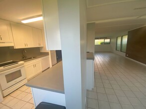 68-615 Farrington Hwy in Waialua, HI - Building Photo - Building Photo