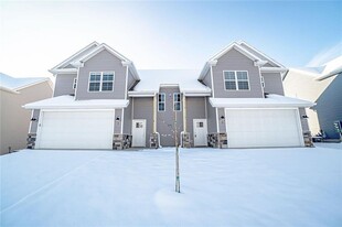 3101 SW Garrison Ln in Bentonville, AR - Building Photo