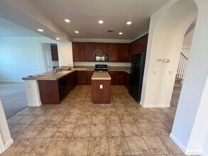 11751 Arete Way in Rancho Cordova, CA - Building Photo - Building Photo