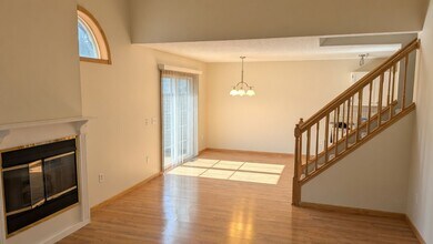 1904 Sapphire Point in Eagan, MN - Building Photo - Building Photo