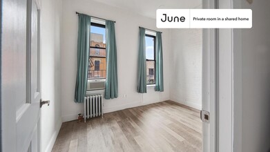 Private bedroom in 2 bed/1 bath Home in New York, NY - Building Photo - Building Photo
