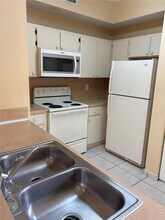 7320 NW 114th Ave in Doral, FL - Building Photo - Building Photo