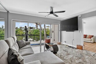 1319 E Hillsboro Blvd in Deerfield Beach, FL - Building Photo - Building Photo