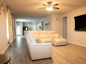 1714 Cecil Crst Ln in Forney, TX - Foto de edificio - Building Photo