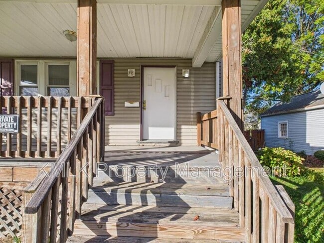 903 Donald Ave in Akron, OH - Building Photo - Building Photo