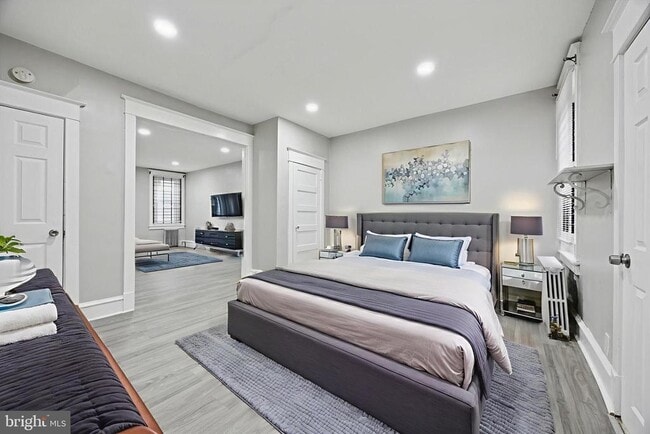 property at 1611 Allengrove St