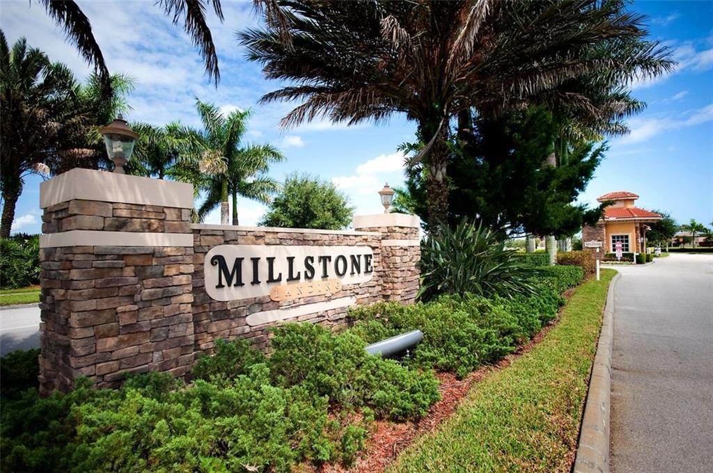 3318 Burlington Pl SW in Vero Beach, FL - Building Photo