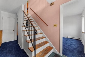 102 Maple St in Croton-on-Hudson, NY - Building Photo - Building Photo