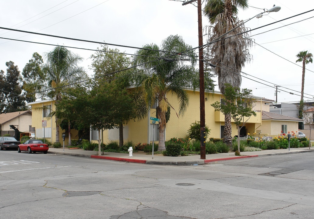 1001 Van Ness Ave in Santa Ana, CA - Foto de edificio