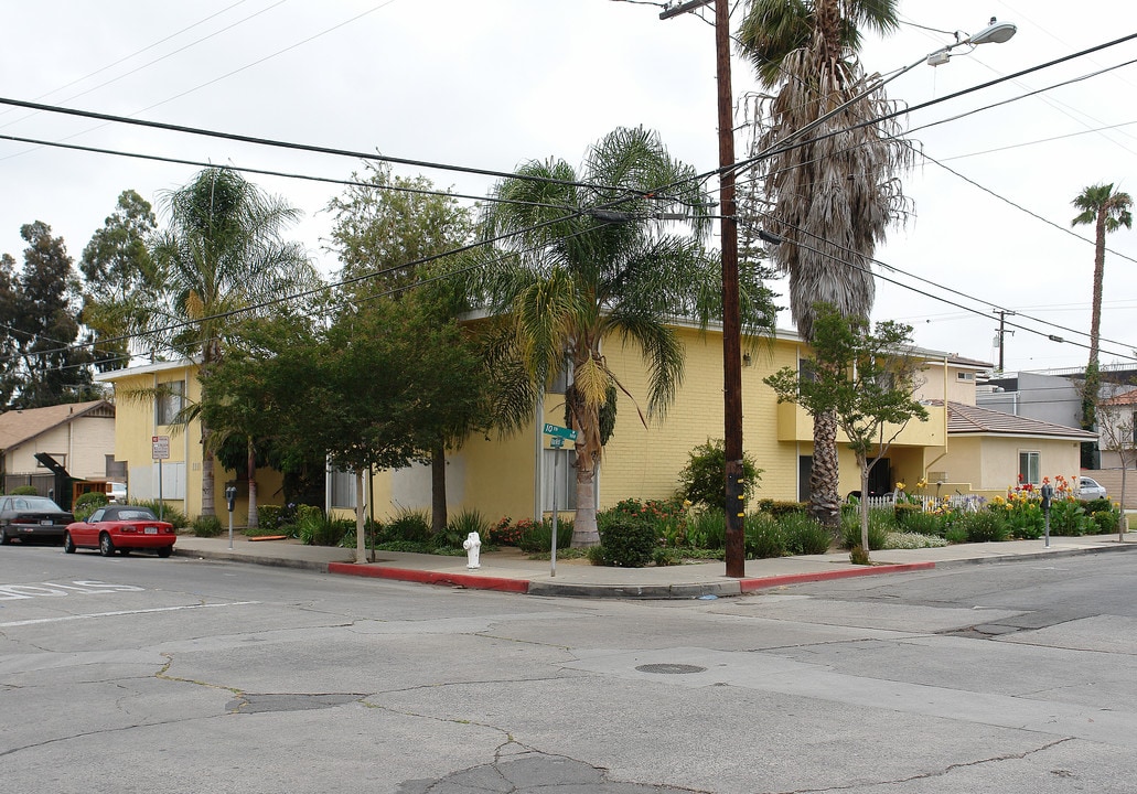 1001 Van Ness Ave in Santa Ana, CA - Building Photo