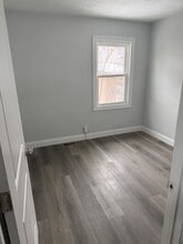 13 Earl St in Duquesne, PA - Building Photo - Building Photo