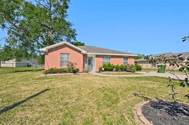 1308 Shell Ave in Cleveland, TX - Building Photo - Building Photo