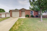 4827 Pachuca Ct in Dallas, TX - Building Photo - Building Photo