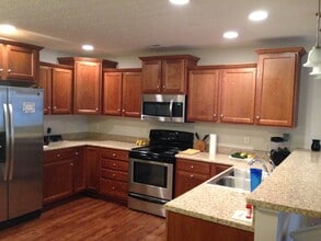 314 Lauren Cir Dr in Englewood, OH - Building Photo - Building Photo