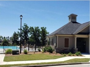 43 Yaupon Trail in Braselton, GA - Building Photo - Building Photo