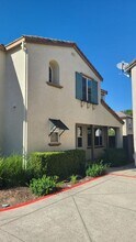 1105 Impressionist Loop in Roseville, CA - Building Photo - Building Photo