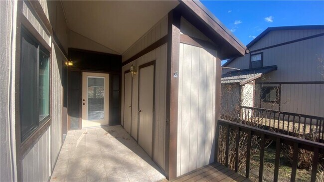 7 White Oak Dr photo'