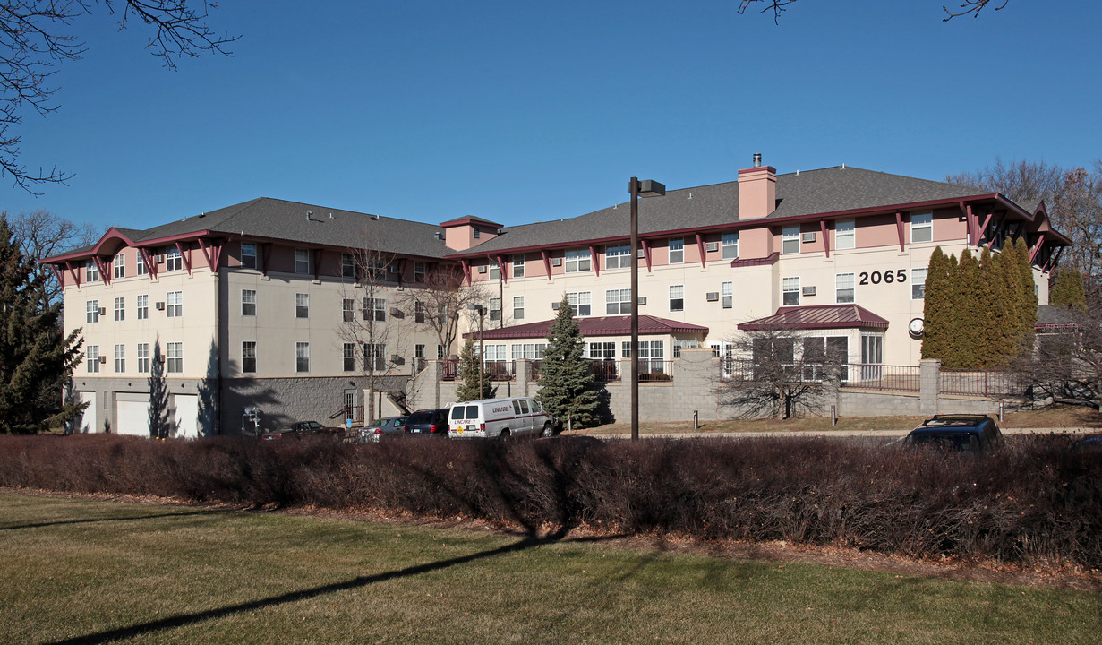 Oak Woods of Eagan in Eagan, MN - Building Photo