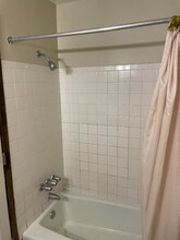 3300 Minnehaha Ave in Minneapolis, MN - Building Photo - Building Photo