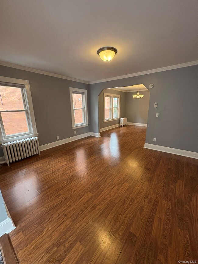 147-35 41st Ave in Queens, NY - Building Photo - Building Photo