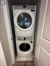 36 Elm Dr W in Mississauga, ON - Building Photo - Building Photo