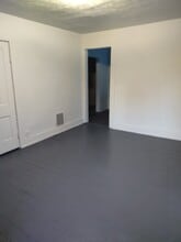 211 S Western Ave, Unit 211 in Springfield, OH - Building Photo - Building Photo
