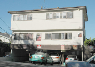 241 S Westlake Ave in Los Angeles, CA - Foto de edificio - Building Photo