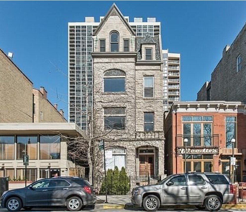 1539 N Wells St in Chicago, IL - Building Photo
